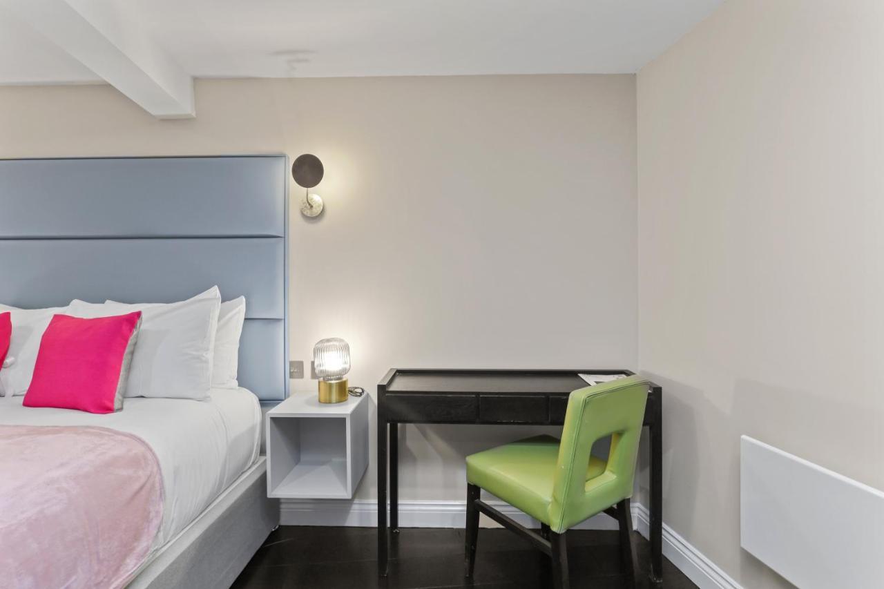 London'S Boutique Studio Exterior foto